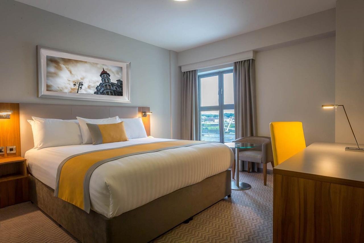 Maldron Hotel & Leisure Centre Limerick Junction Dış mekan fotoğraf
